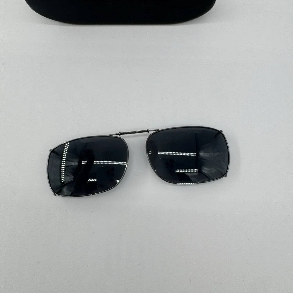 Polar Optics Eyes Premium Polarized Clip On Sunglasses Lot Of 2 Rectangular Case